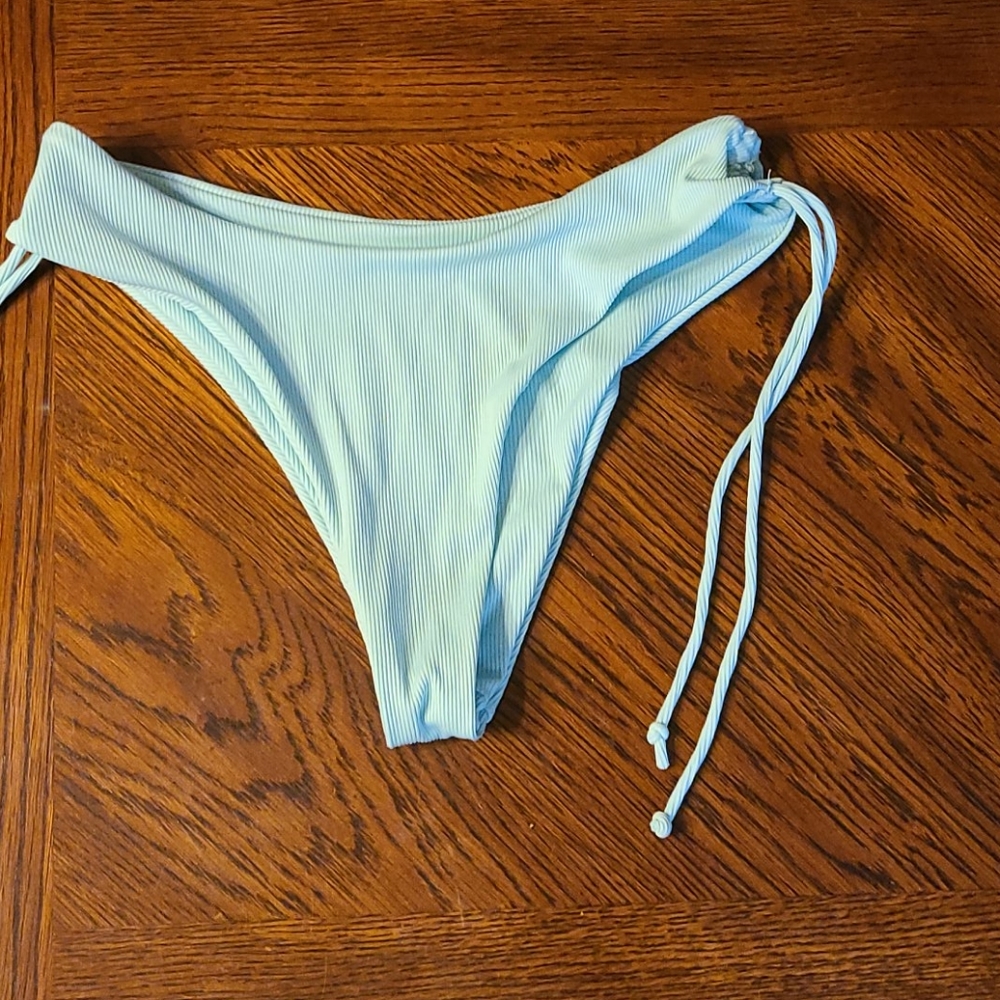 Red Bathing Suit Size Medium - Picture 6 of 7